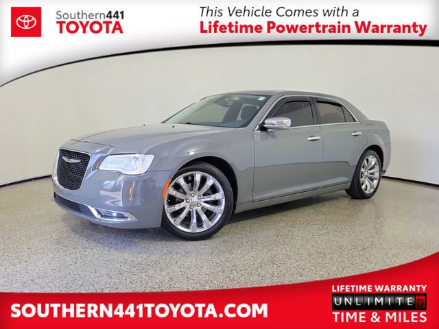 Used 2018 Chrysler 300 Limited RWD video 1