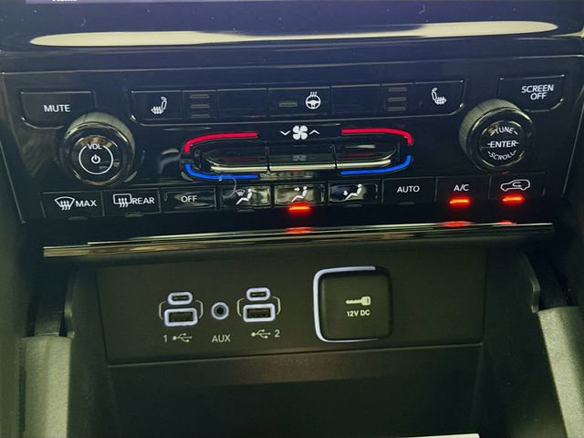 New 2025 Jeep Grand Cherokee L Limited w/ Black Appearance Package image 16