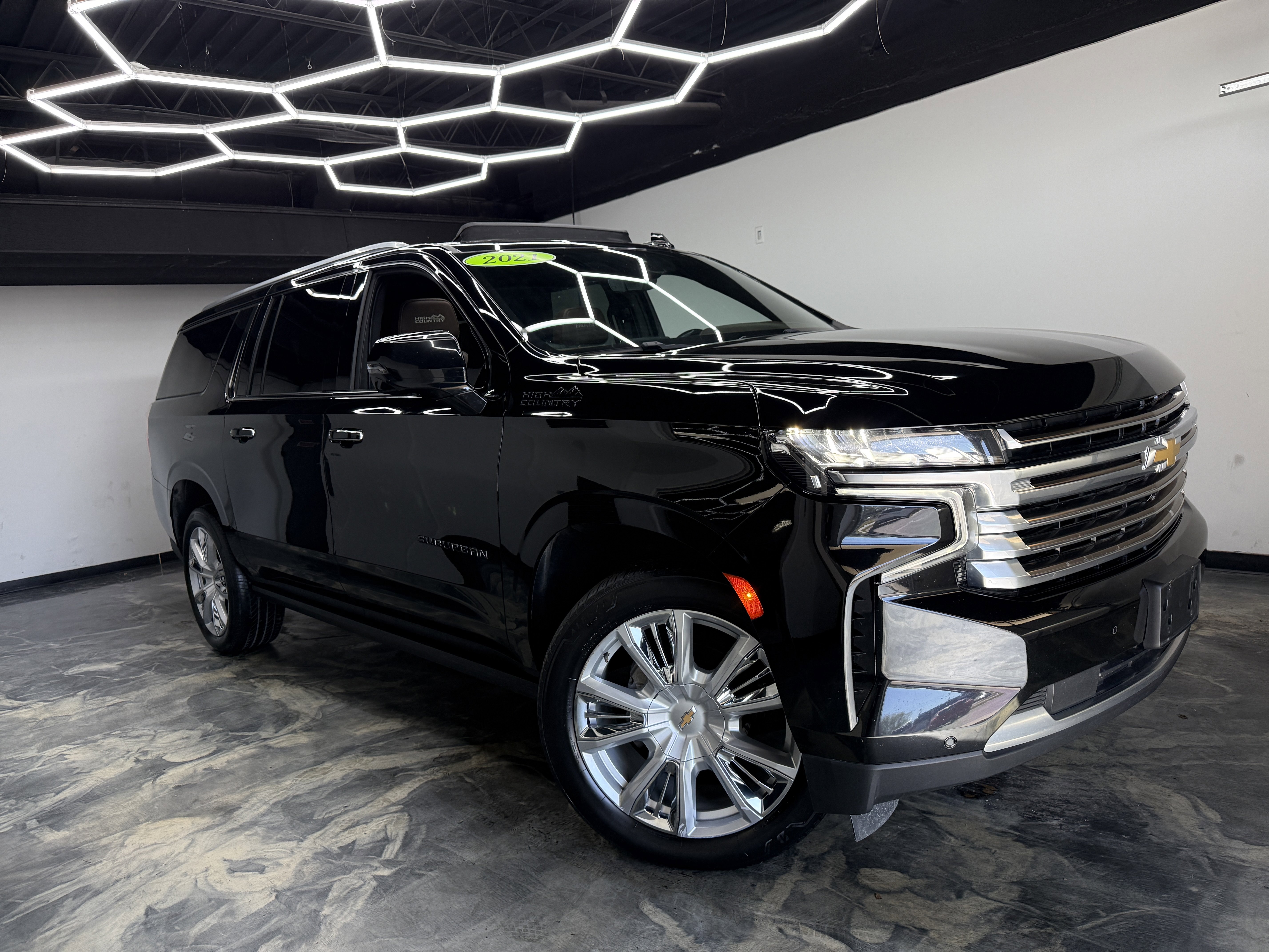 Used 2021 Chevrolet Suburban High Country AWD/4WD image 6