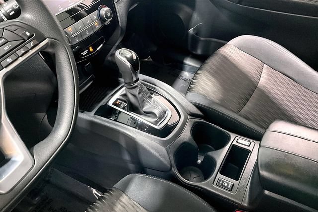 Used 2019 Nissan Rogue S FWD image 21