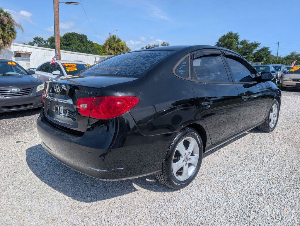 Used 2010 Hyundai Elantra SE FWD image 7