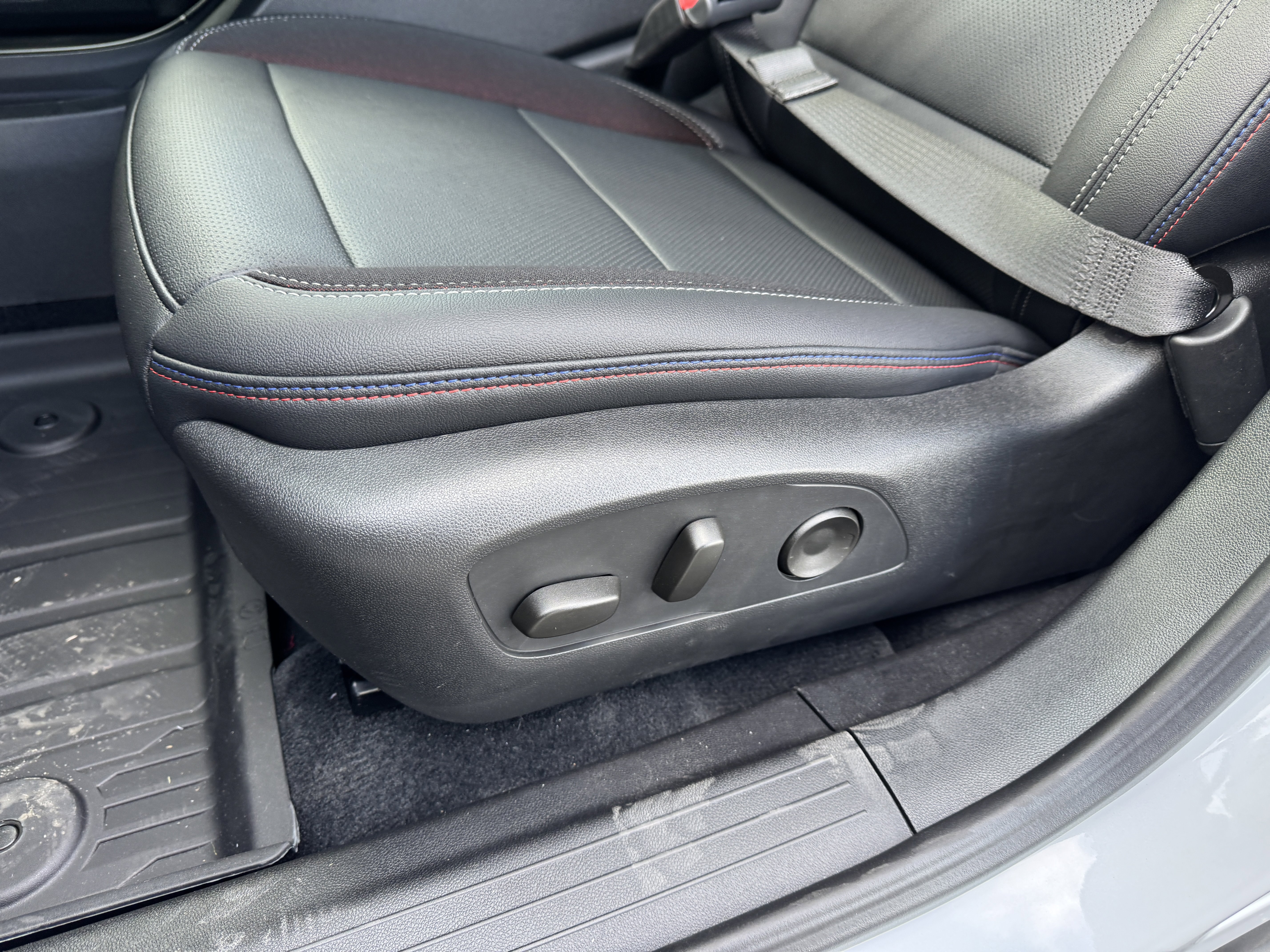 New 2026 Chevrolet Equinox EV RS image 15