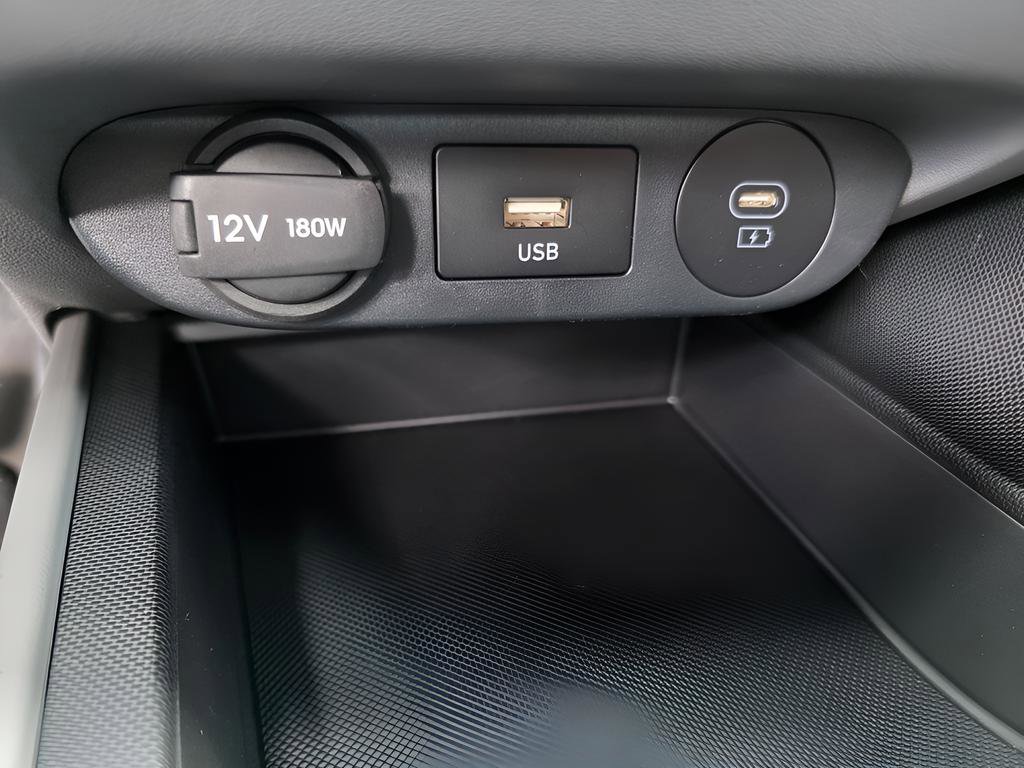 New 2026 Hyundai Elantra SE FWD image 21