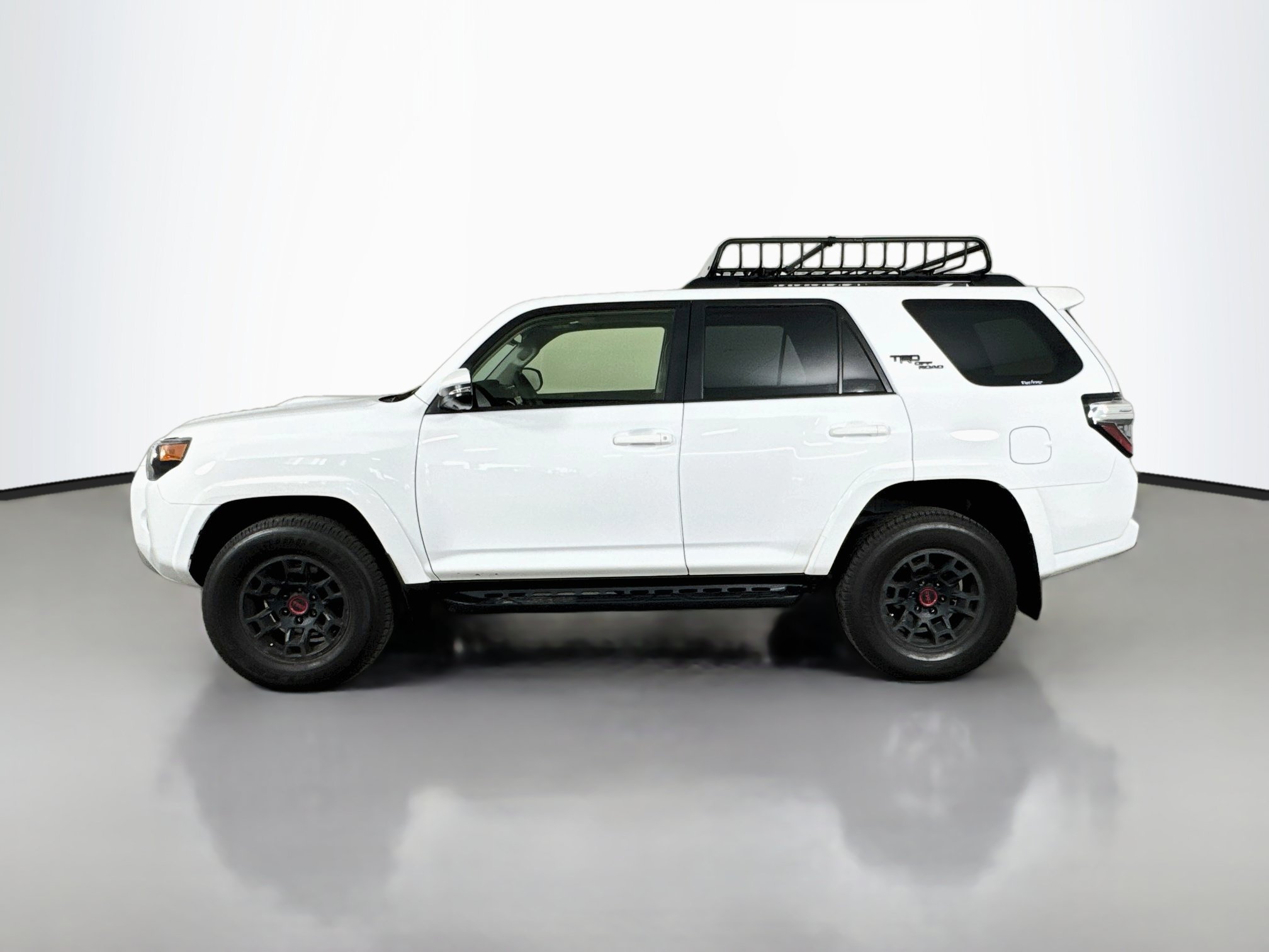 Certified 2024 Toyota 4Runner TRD Off-Road Premium w/ 4Runner Black Package (TMS) AWD/4WD image 4