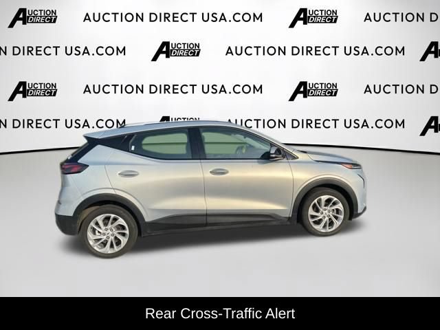 Used 2023 Chevrolet Bolt EUV LT w/ Driver Confidence Package FWD image 6