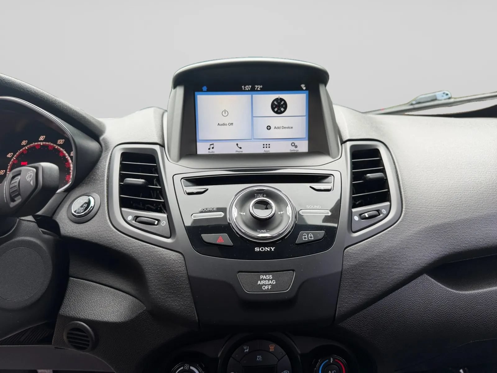 Used 2016 Ford Fiesta ST FWD image 21