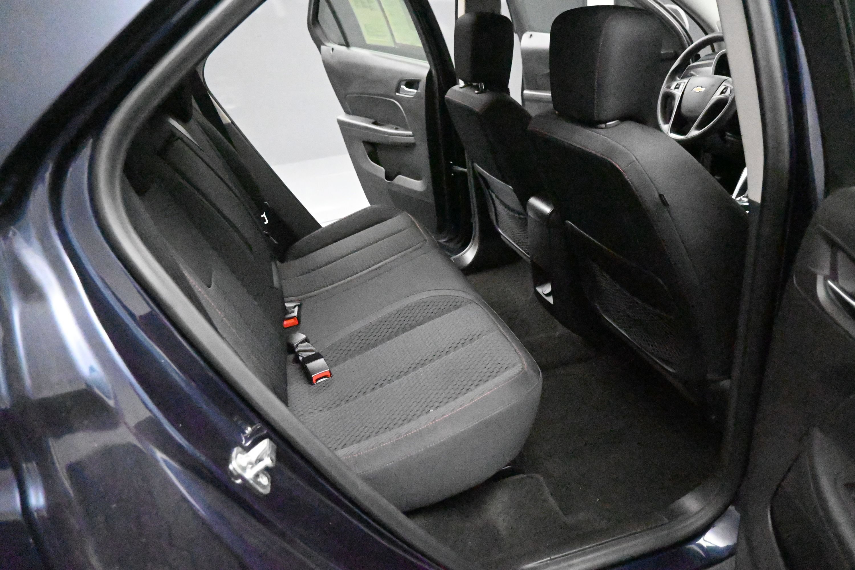 Used 2015 Chevrolet Equinox LS FWD image 19