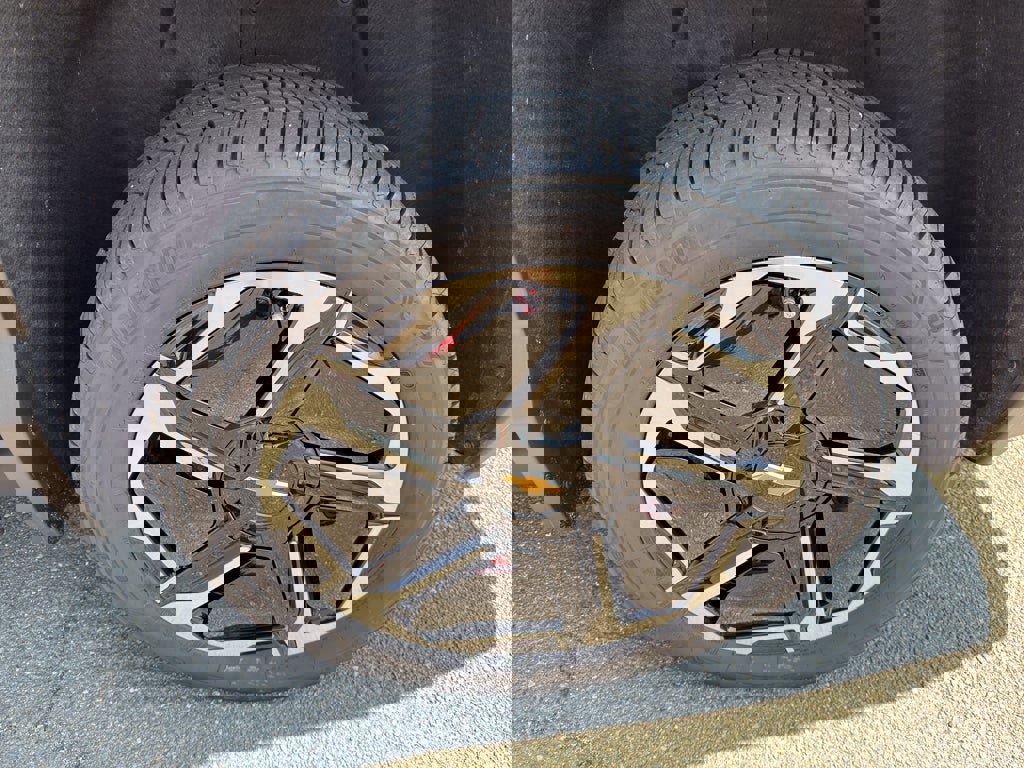 New 2026 Chevrolet Silverado EV LT image 33