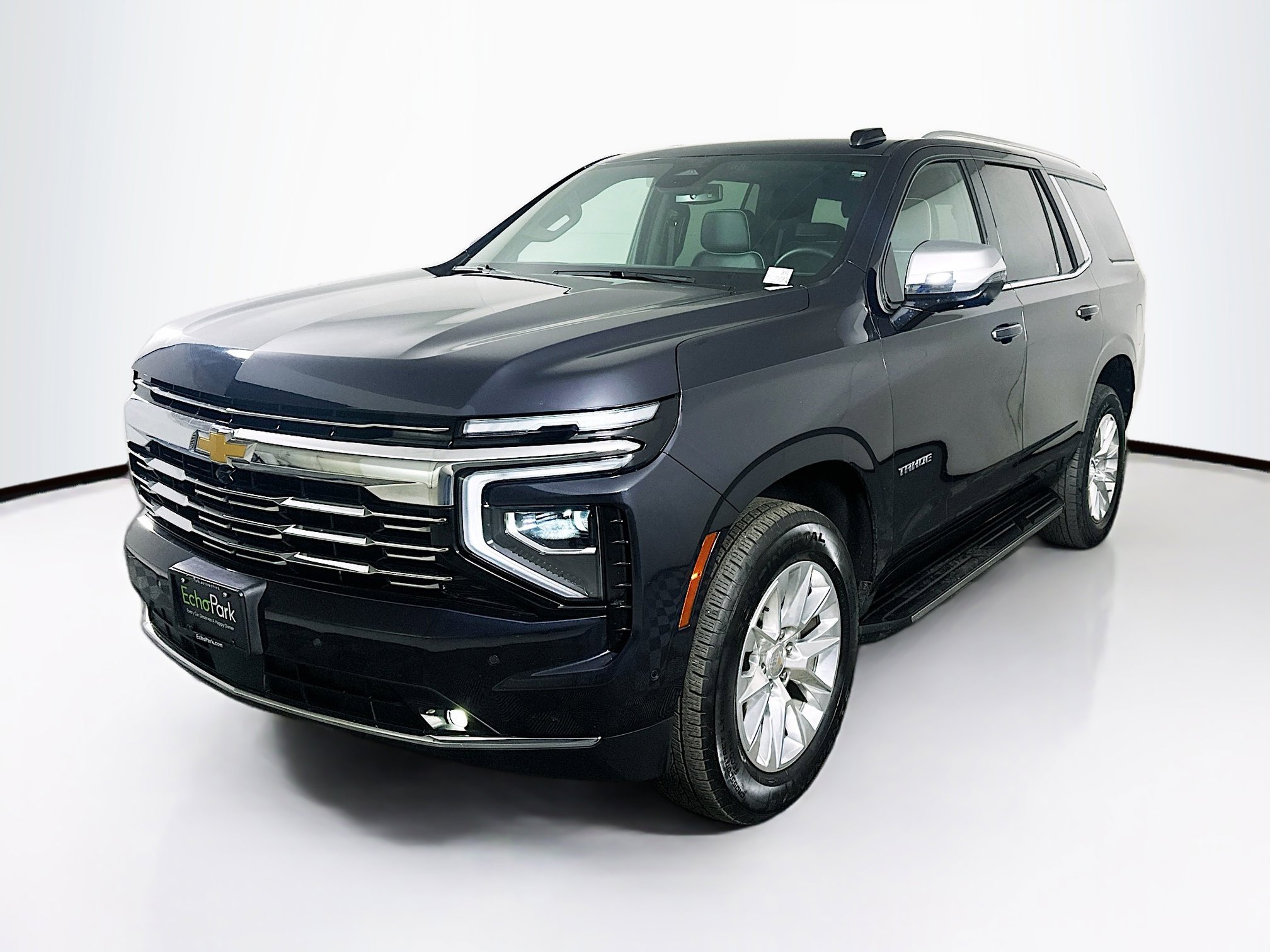 Used 2025 Chevrolet Tahoe Premier image 3