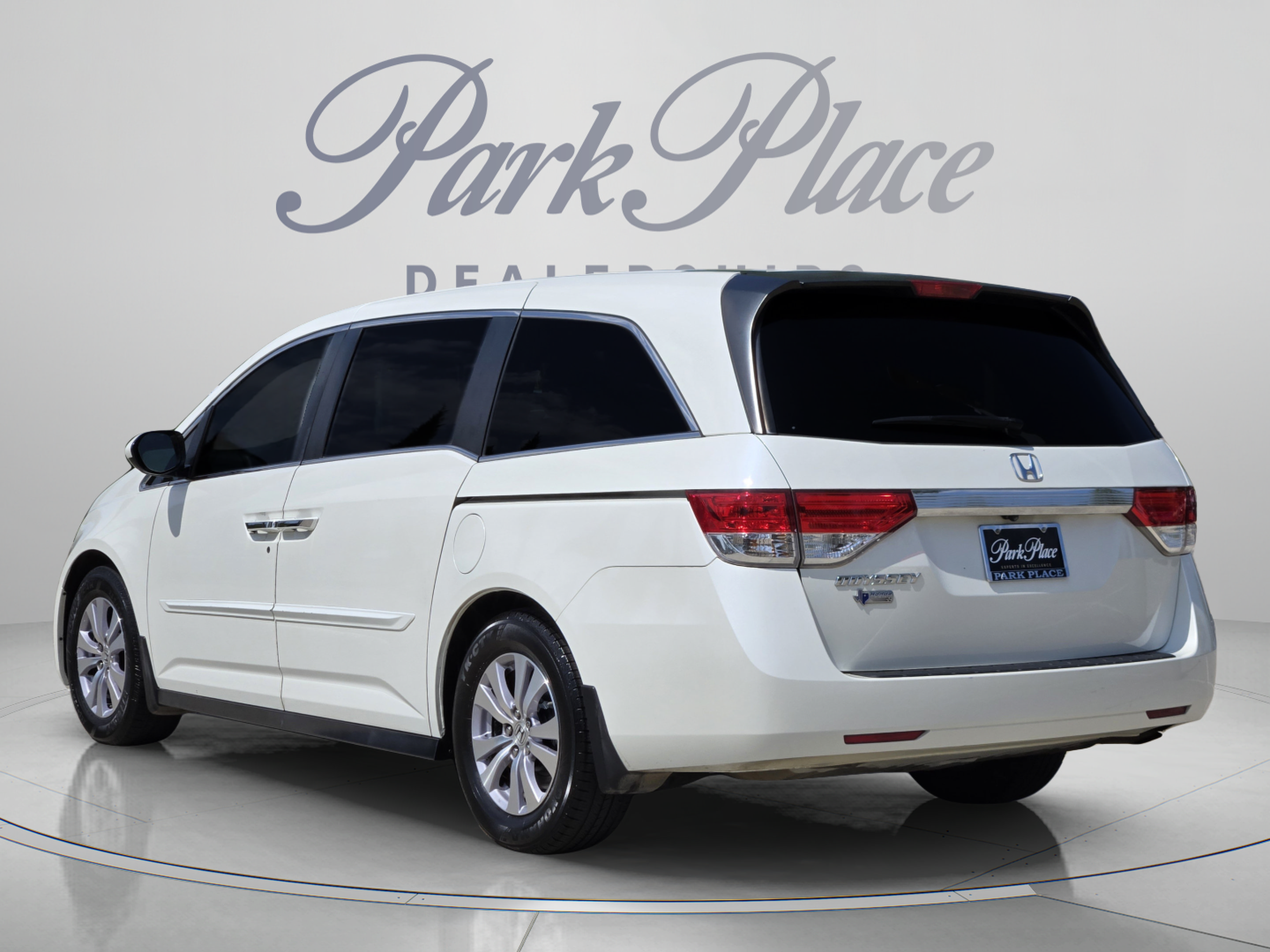 Used 2017 Honda Odyssey EX-L image 3