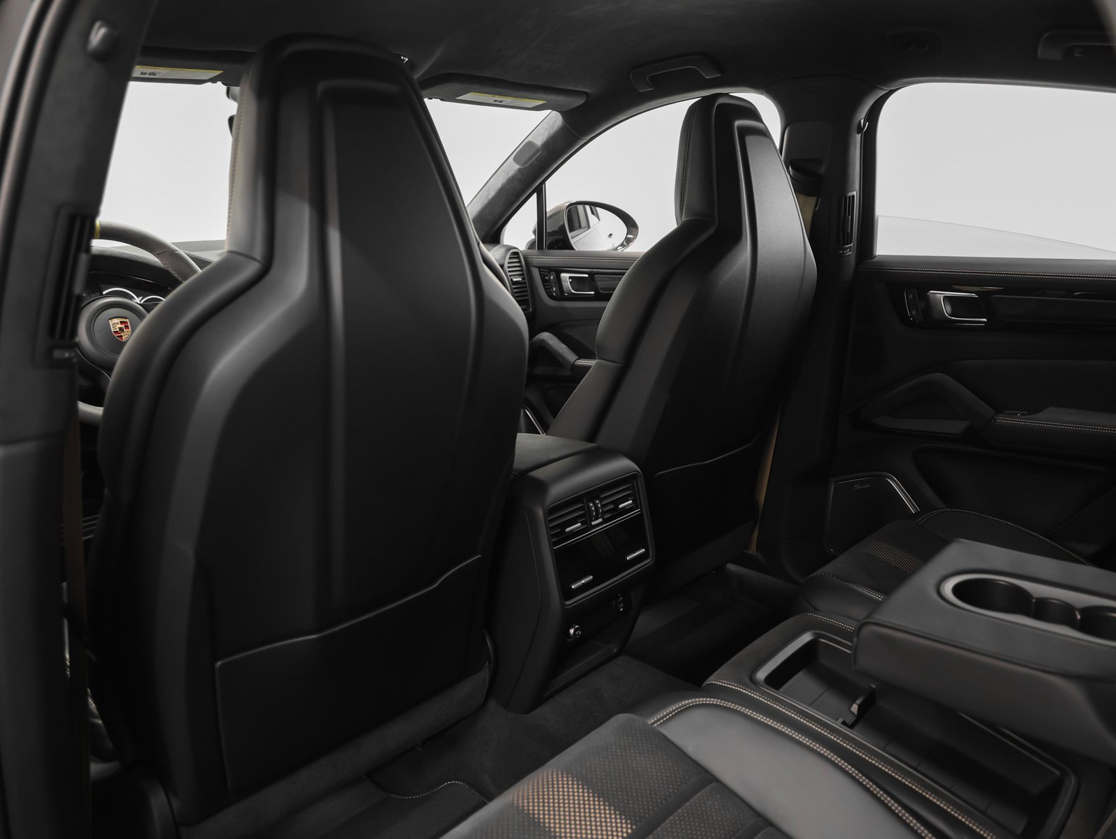 Used 2022 Porsche Cayenne Turbo GT image 60