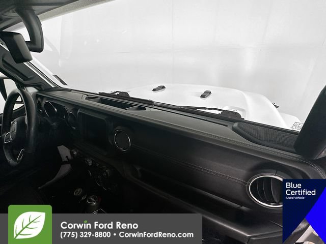 Used 2019 Jeep Wrangler Unlimited Sahara AWD/4WD image 30