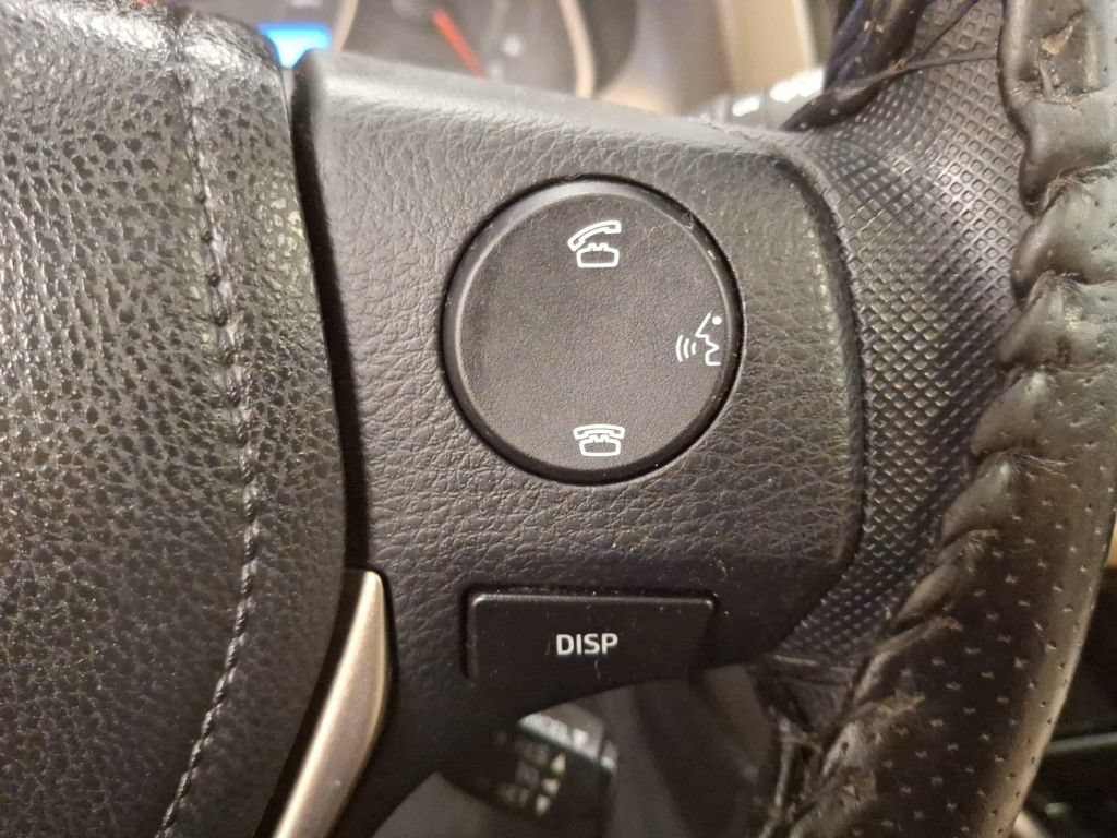 Used 2015 Toyota RAV4 XLE AWD/4WD image 21