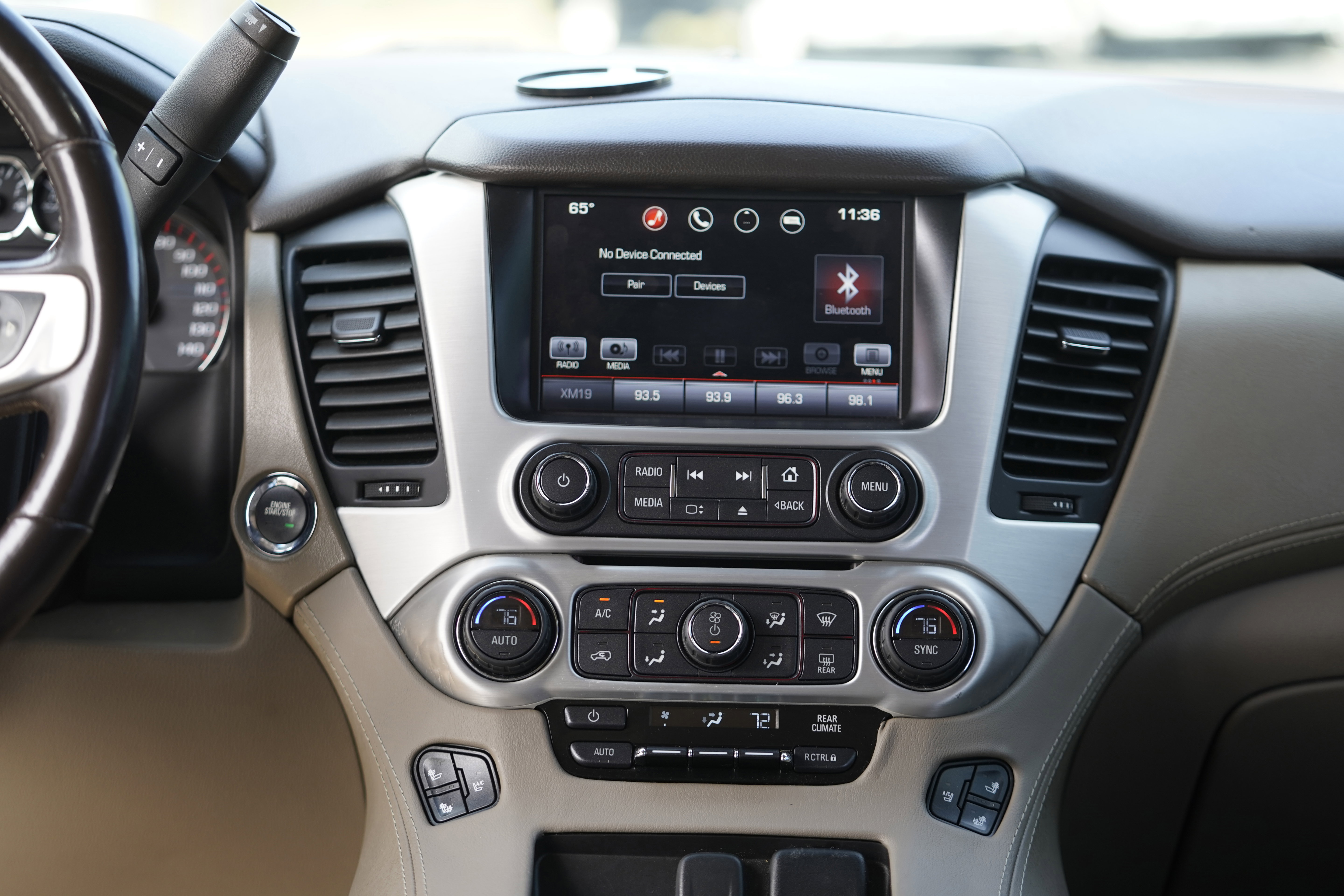 Used 2016 GMC Yukon XL SLT image 29