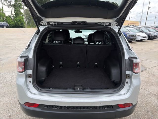 Used 2024 Jeep Compass Limited AWD/4WD image 13
