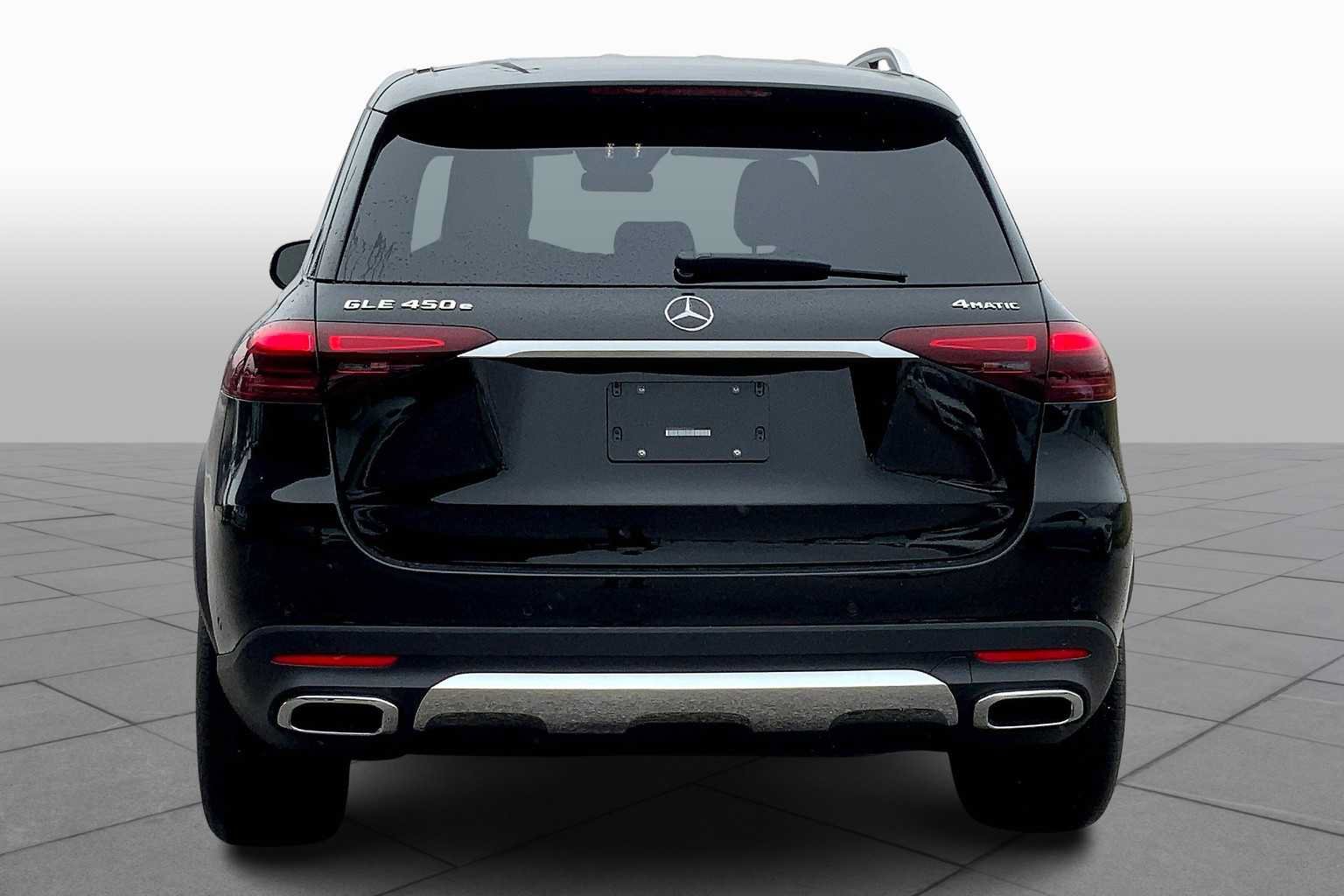 Used 2025 Mercedes-Benz GLE 450e 4MATIC image 5
