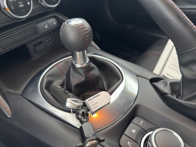 Used 2017 MAZDA MX-5 Miata RF Grand Touring image 25