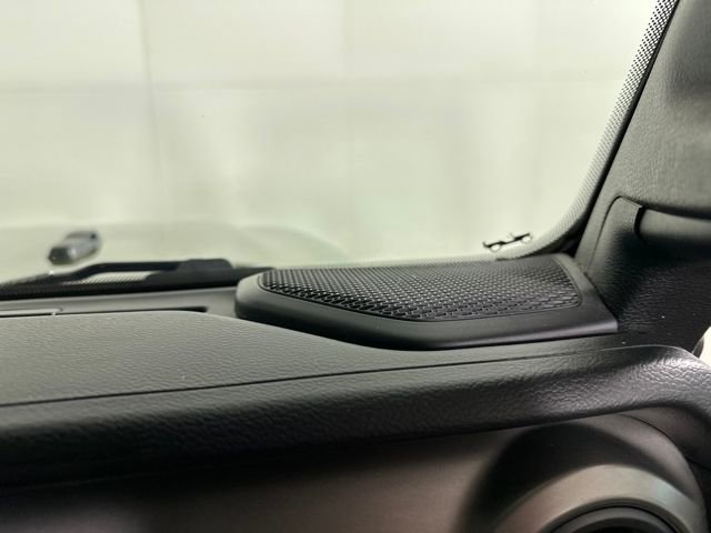 Used 2022 Jeep Gladiator Sport image 29