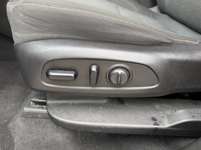Used 2018 Chevrolet Traverse LT FWD image 13