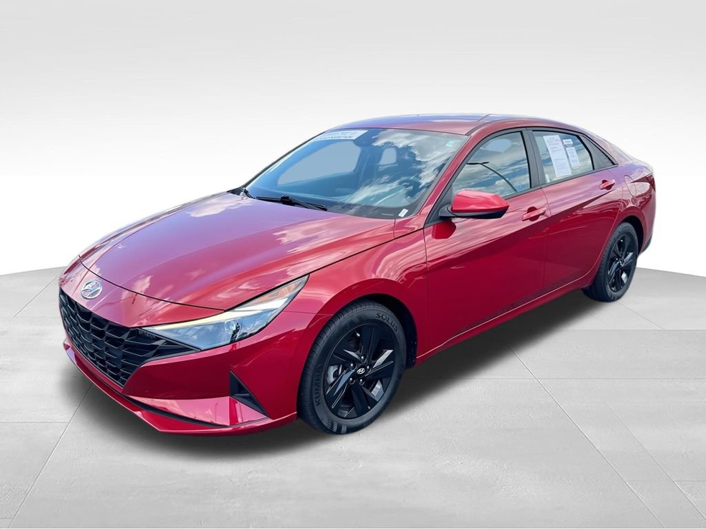 Used 2023 Hyundai Elantra Blue FWD image 4