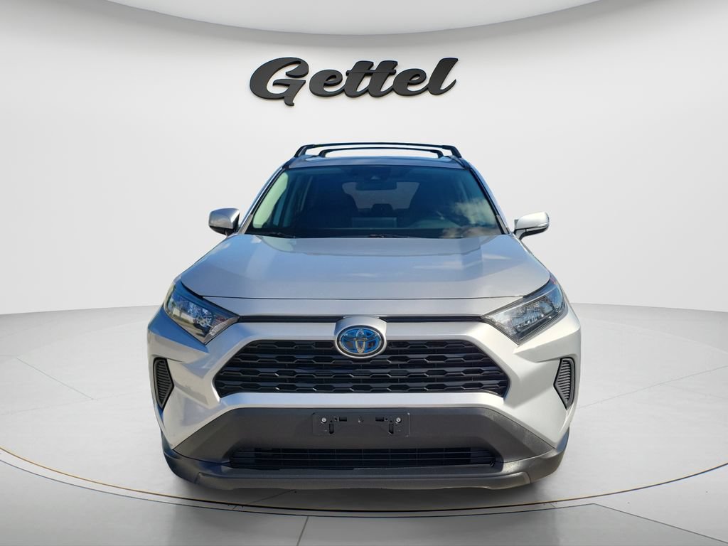 Certified 2020 Toyota RAV4 LE AWD/4WD image 2