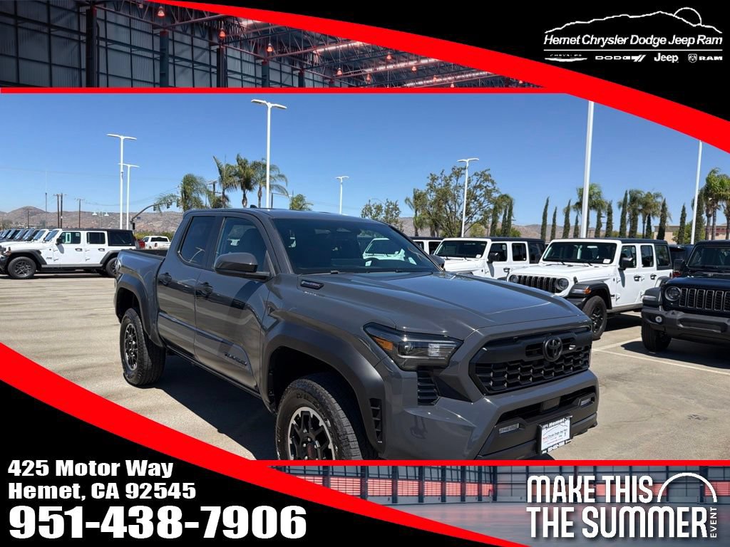 Used 2025 Toyota Tacoma TRD Off-Road AWD/4WD image 1