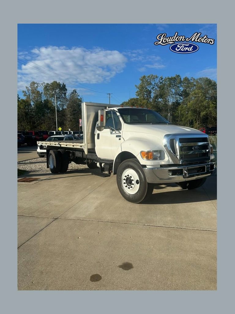 Used 2015 Ford F650 2WD Regular Cab Super Duty image 1
