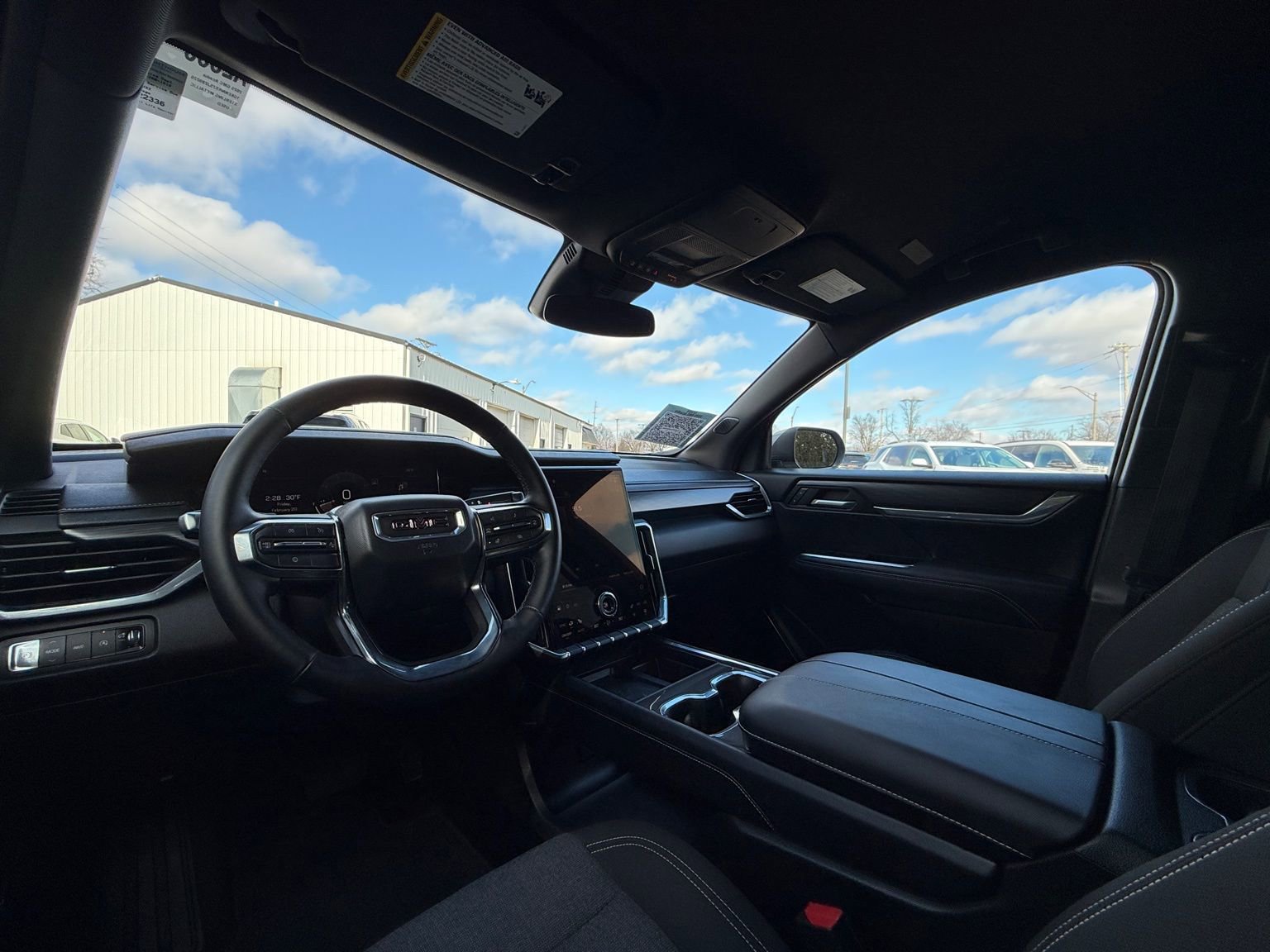 Used 2025 GMC Acadia Elevation image 16