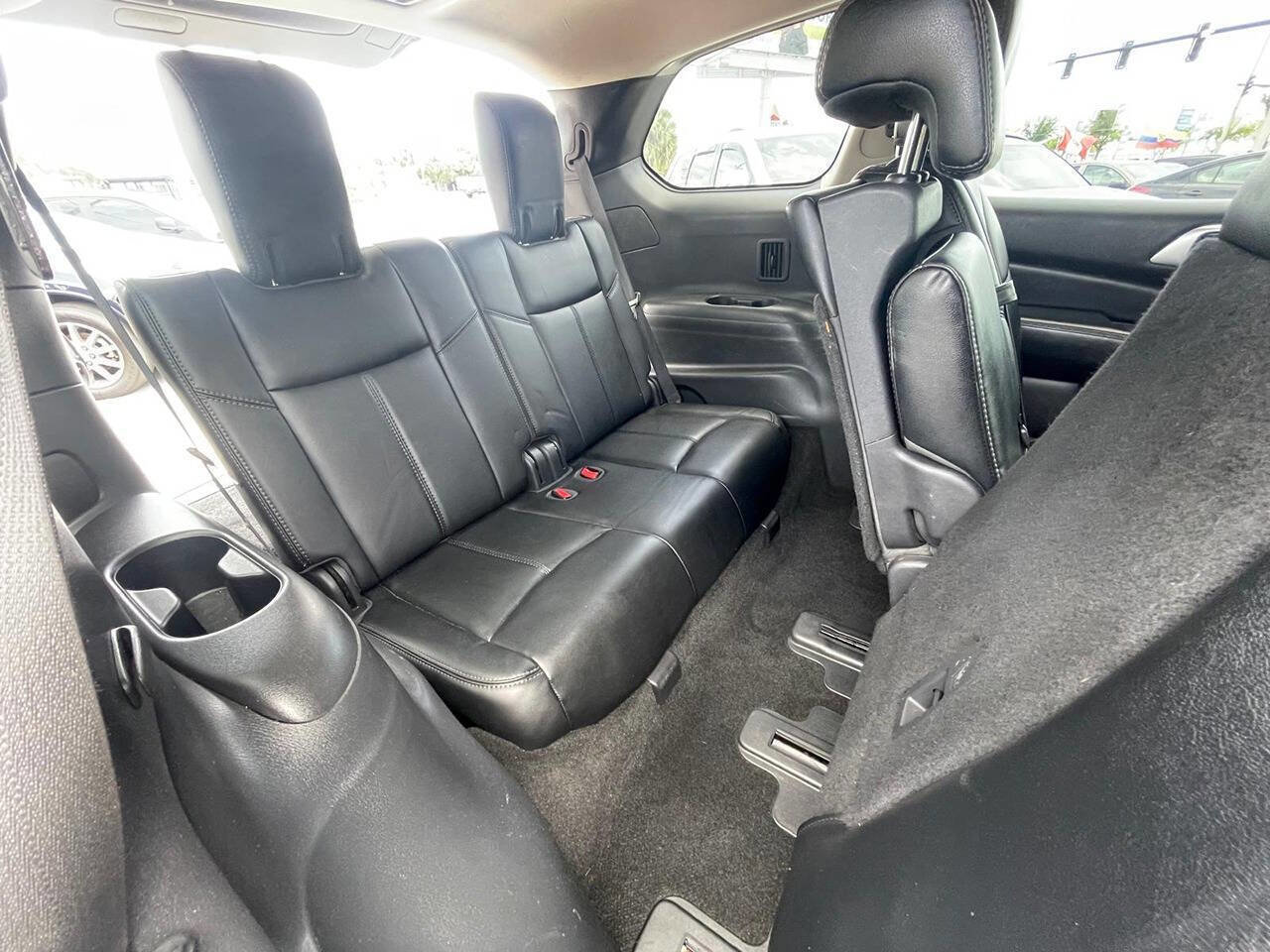 Used 2015 Nissan Pathfinder SL w/ Cargo Package image 14