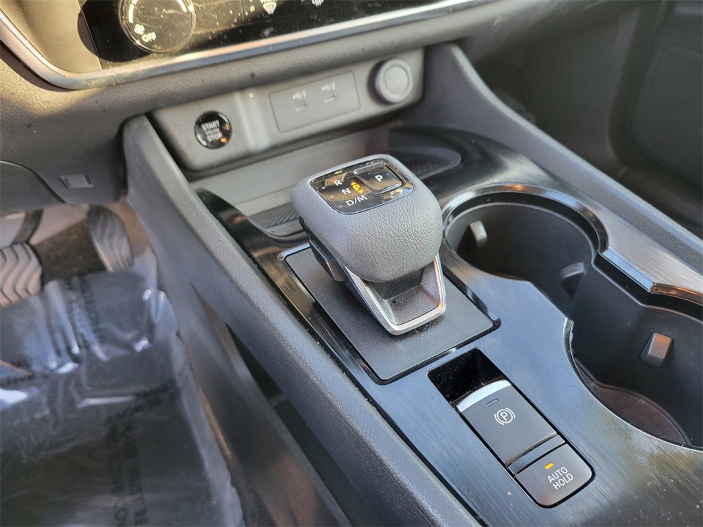 Certified 2025 Nissan Rogue S image 22