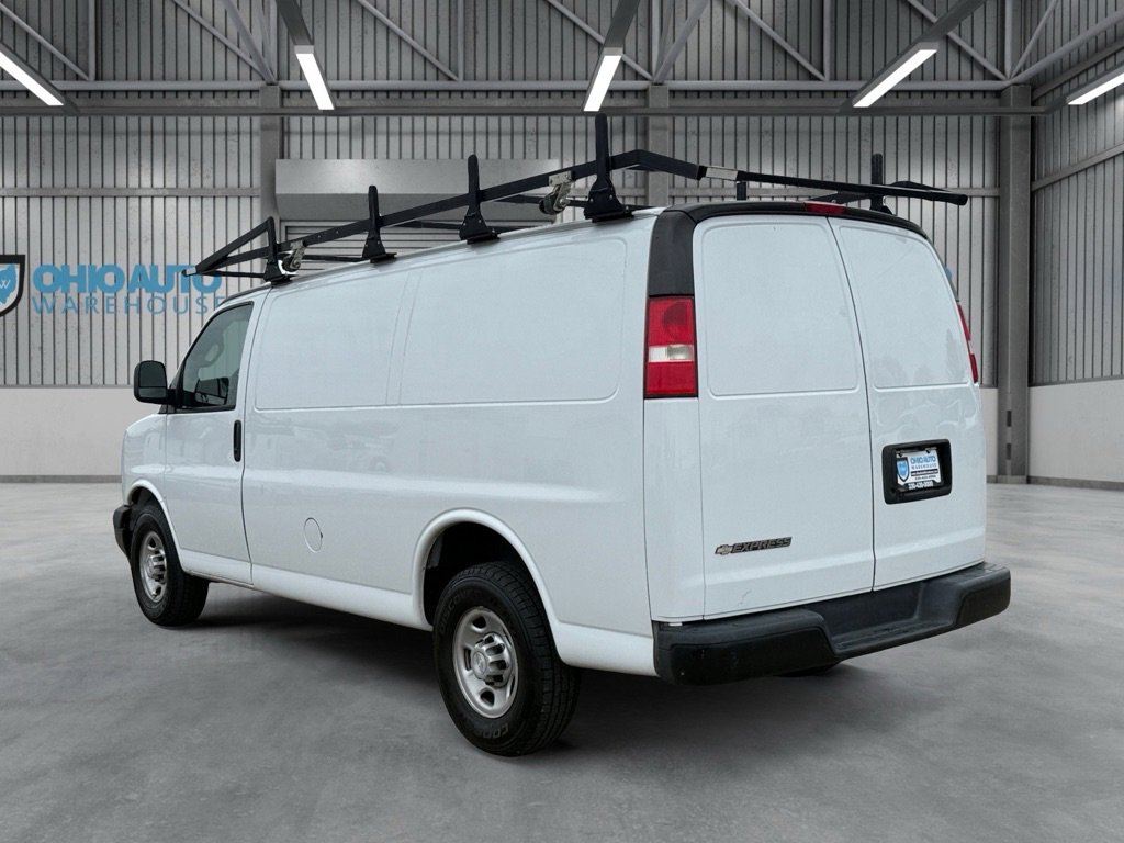 Used 2019 Chevrolet Express 2500 w/ Driver Convenience Package RWD image 6