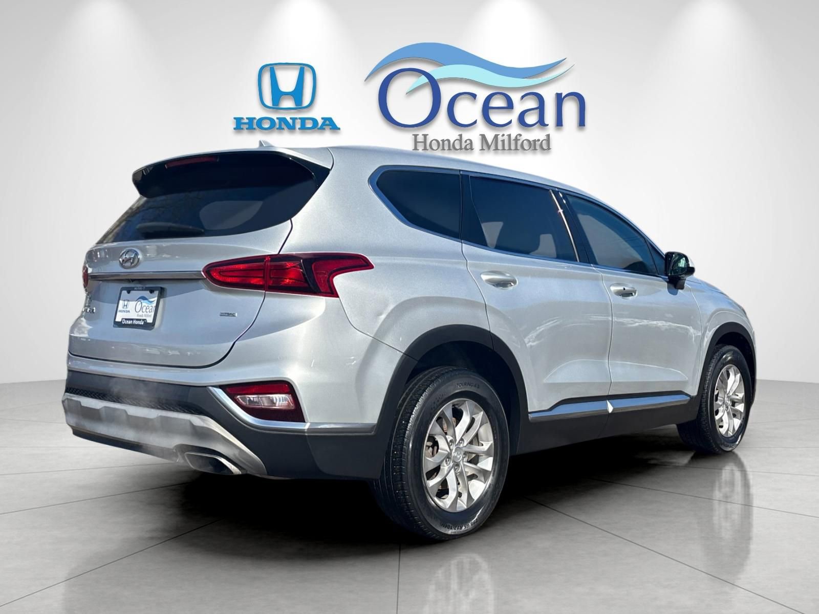 Used 2019 Hyundai Santa Fe SEL image 3
