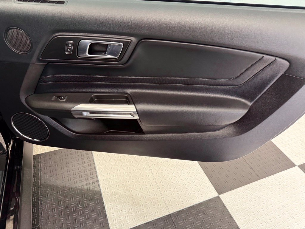 Used 2019 Ford Mustang Bullitt RWD image 21