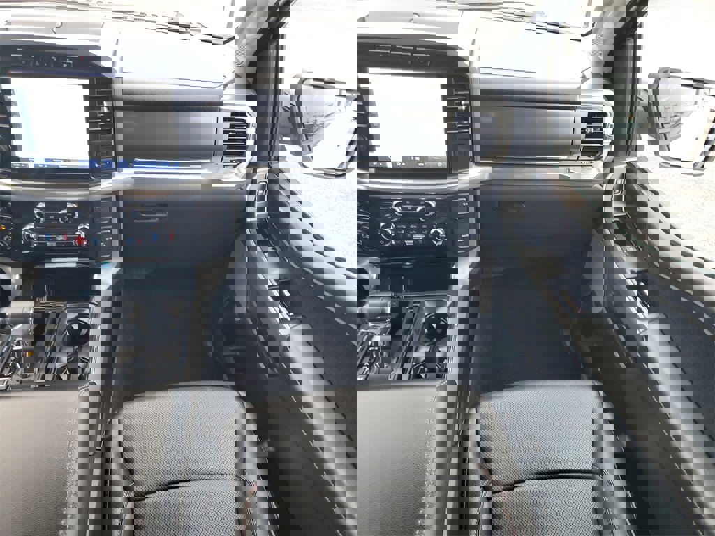 Used 2021 Ford F150 Lariat w/ Equipment Group 501A Mid image 27