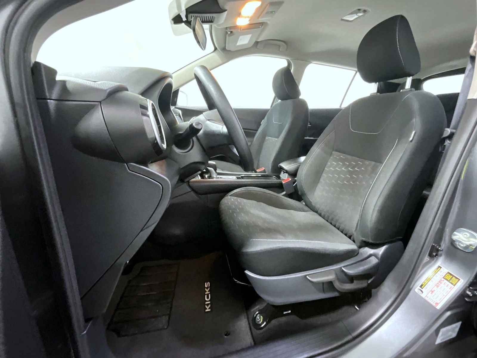 Certified 2024 Nissan Kicks SV image 11