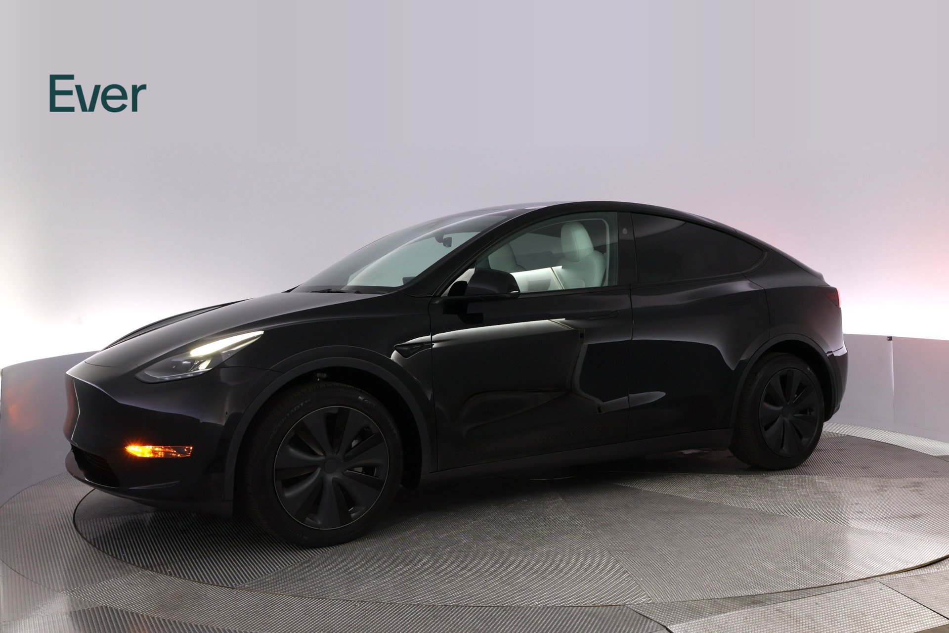 Used 2025 Tesla Model Y Long Range RWD image 18