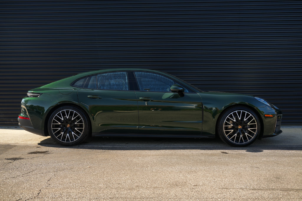 Certified 2026 Porsche Panamera 4 AWD/4WD image 35