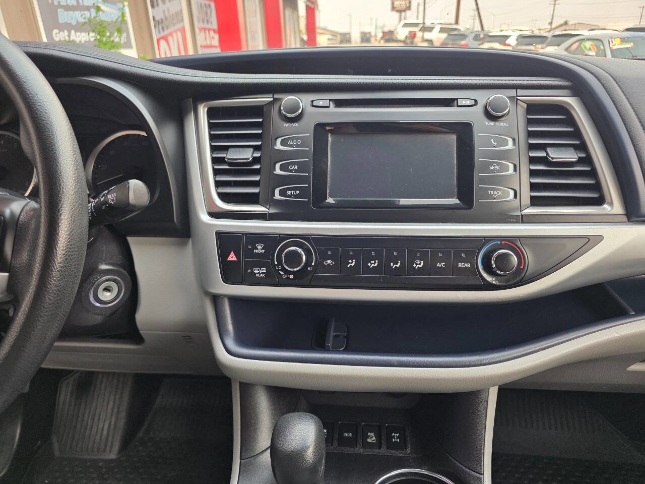 Used 2018 Toyota Highlander AWD V6 image 5