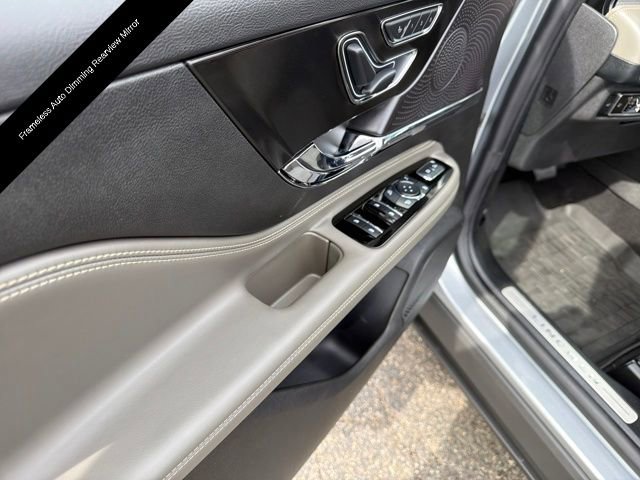 Used 2024 Lincoln Corsair AWD w/ Equipment Group 101A image 16