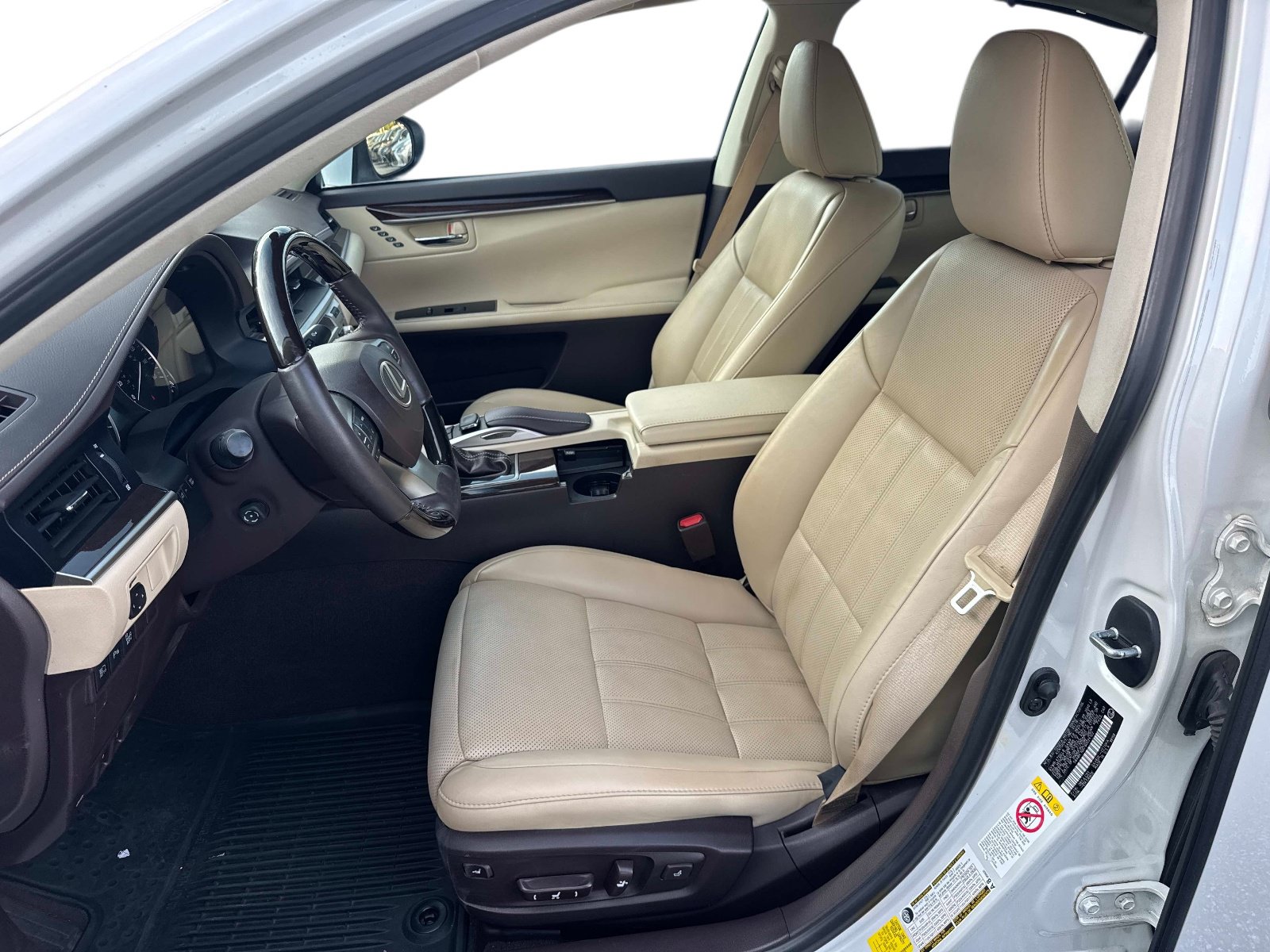 Used 2016 Lexus ES 350 w/ Ultra Luxury Package FWD image 20