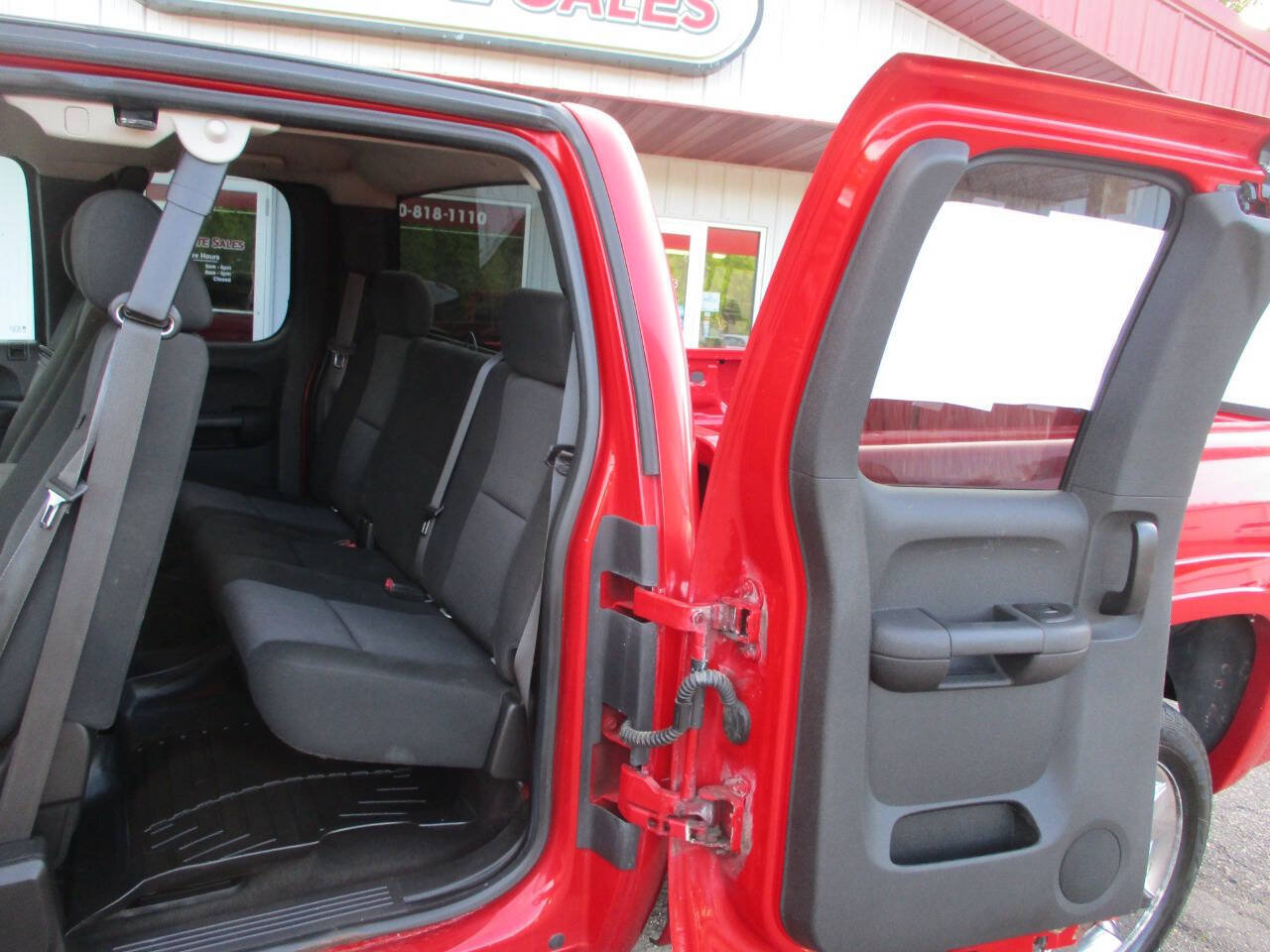 Used 2011 Chevrolet Silverado 1500 LT w/ All-Star Edition AWD/4WD image 17