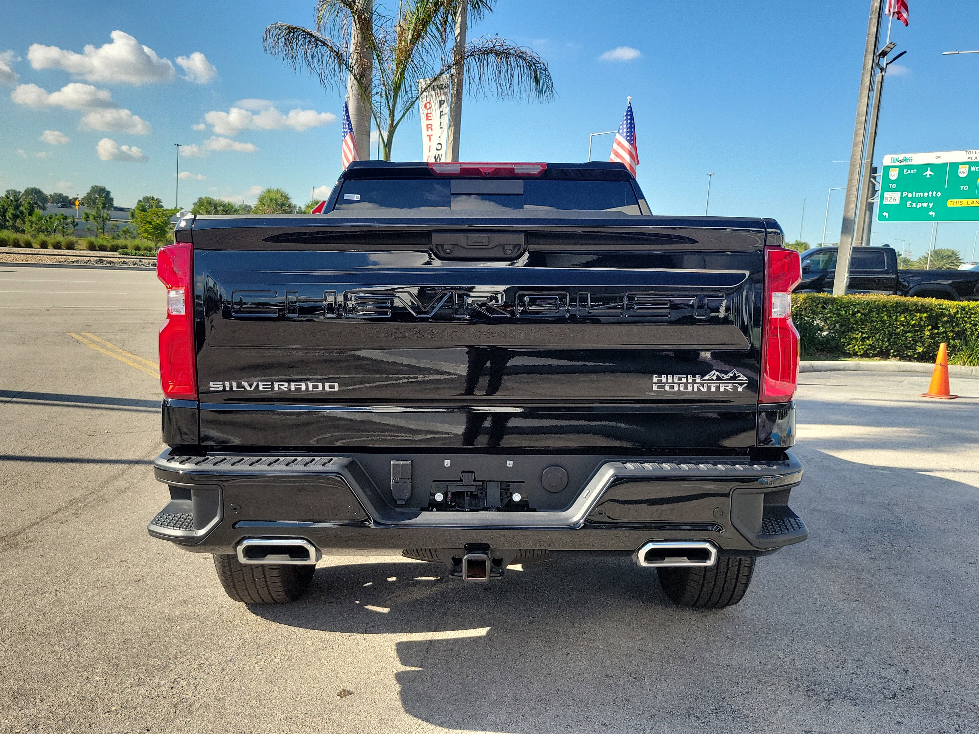 Used 2025 Chevrolet Silverado 1500 High Country image 6