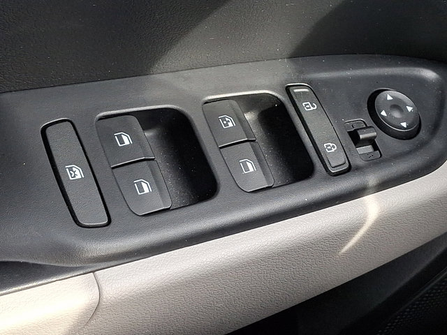 Used 2023 Hyundai Venue SEL image 26