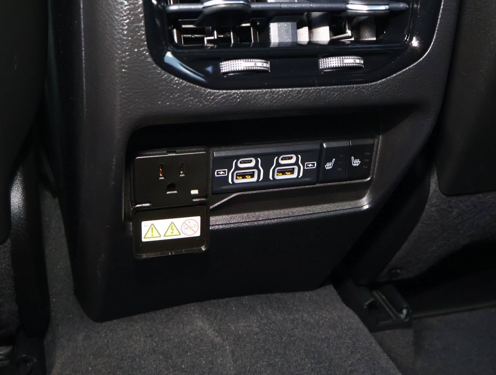 Used 2022 Jeep Grand Cherokee Trailhawk AWD/4WD image 12