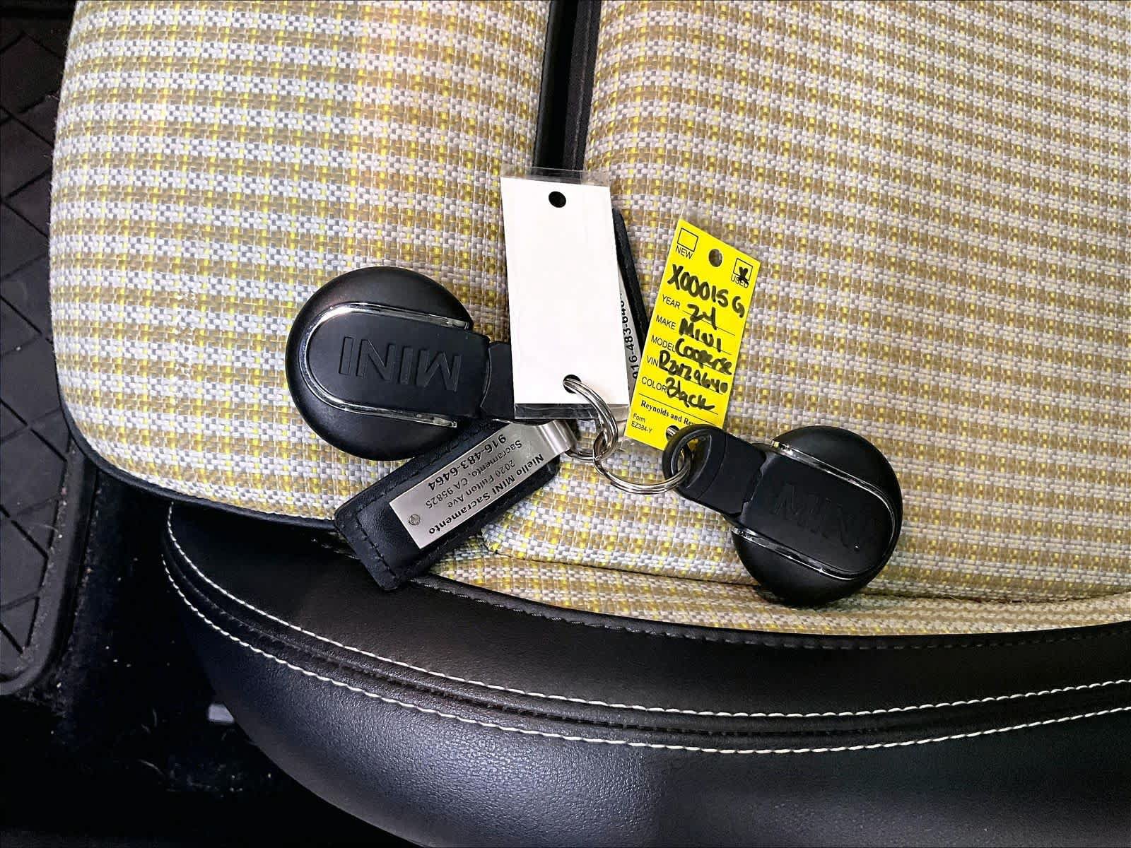 Used 2024 MINI Cooper SE FWD image 13