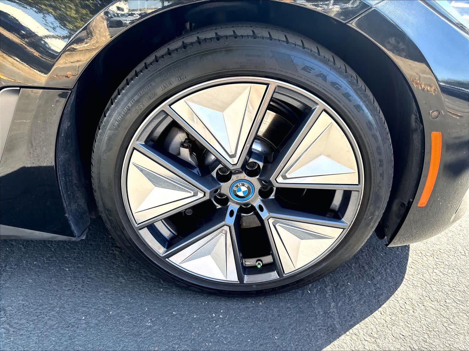 Used 2023 BMW i4 eDrive40 RWD image 36