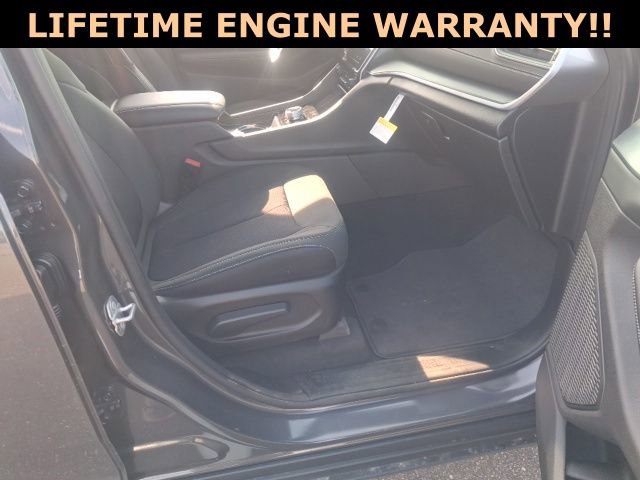 New 2025 Jeep Grand Cherokee Laredo X w/ Trailer Tow Package image 26