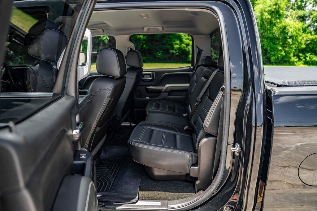 Used 2016 GMC Sierra 2500 Denali w/ Duramax Plus Package AWD/4WD image 22