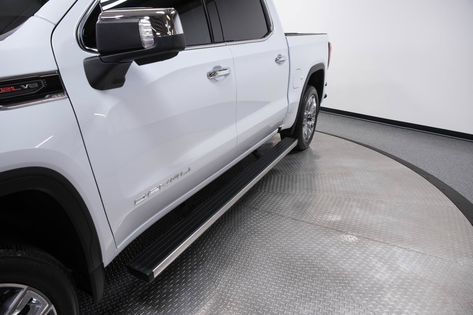 Used 2026 GMC Sierra 1500 Denali AWD/4WD image 5