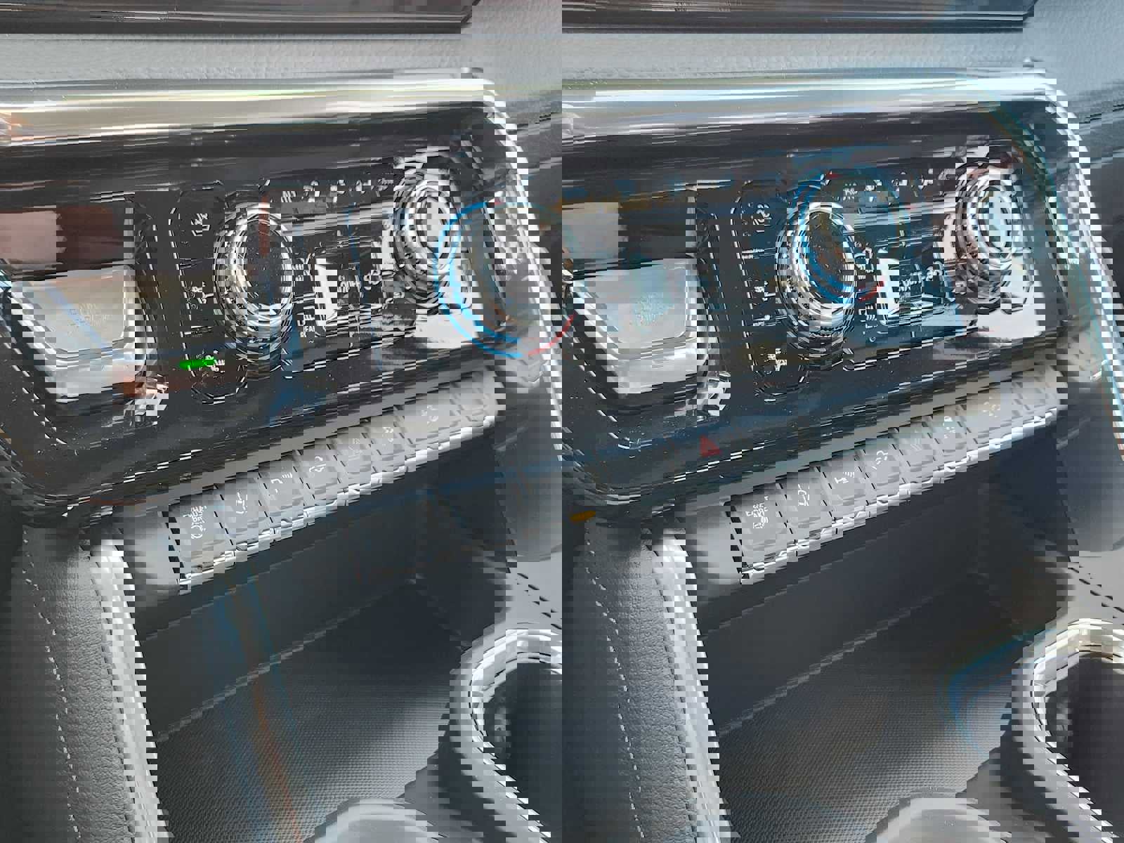 New 2026 GMC Sierra 2500 Denali w/ Denali Reserve Package image 22